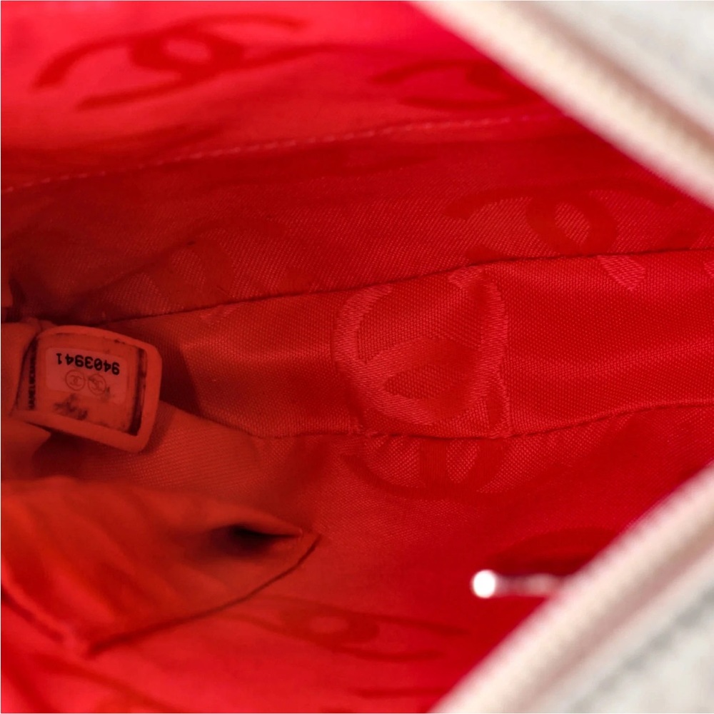 Chanel 🔥 Quilted CC Large Cambon Crossbody Shoulder Black White Great Condition - Picture 5 of 14